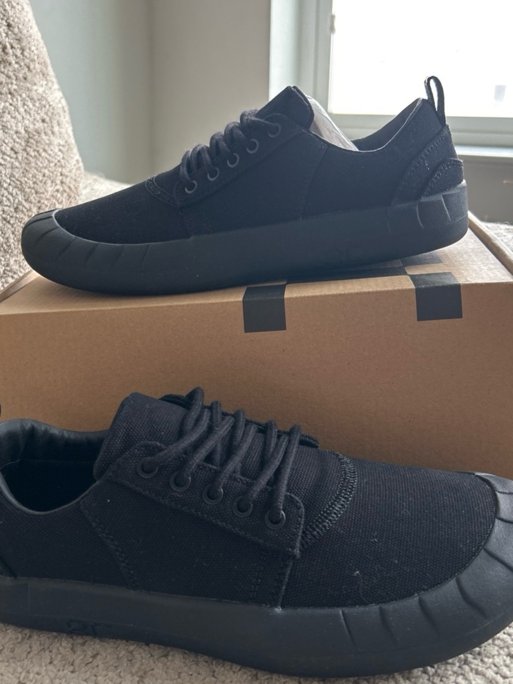 Men's All-Black Canvas Low-Top Sneakers